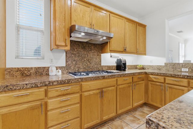 2944 Lyon Ct, Tracy, CA 95377