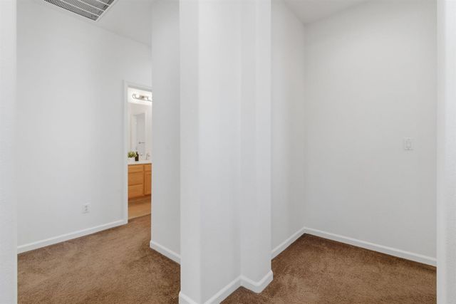 2944 Lyon Ct, Tracy, CA 95377