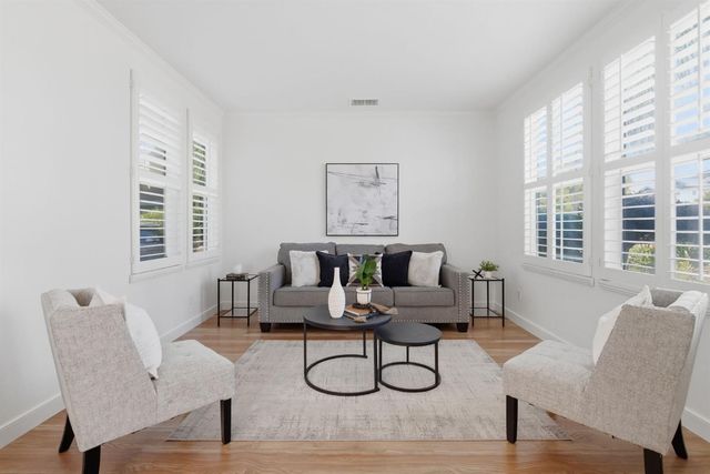 2944 Lyon Ct, Tracy, CA 95377