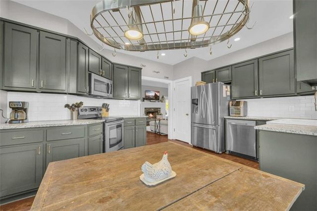 3020 Meadow Trail, Loganville, GA 30052