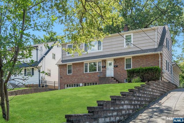 60 Bank Street 2nd floor, Midland Park, NJ 07432