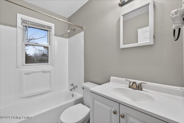 5408 Ilex Ave, Louisville, KY 40213