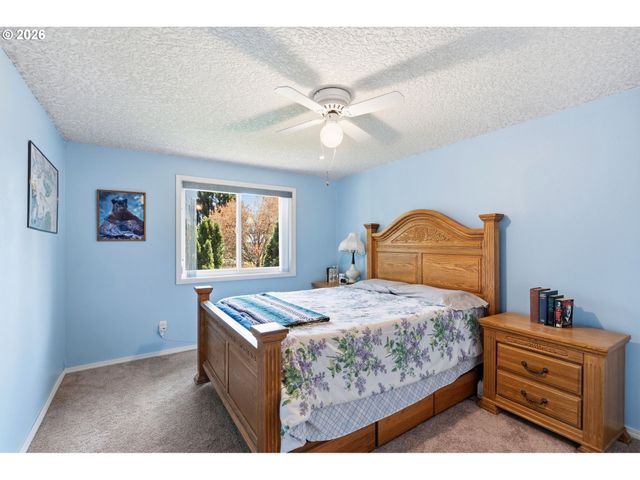 2211 Se PARK CREST Ave, Vancouver, WA 98683