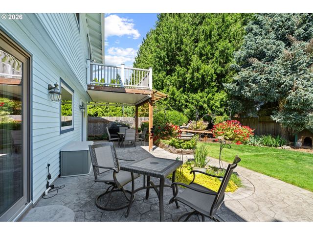 2211 Se PARK CREST Ave, Vancouver, WA 98683