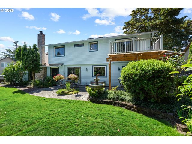 2211 Se PARK CREST Ave, Vancouver, WA 98683