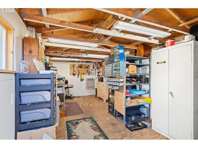 2211 Se PARK CREST Ave, Vancouver, WA 98683