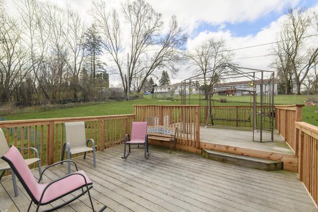 17321 Observatory ROAD, New Berlin, WI 53146