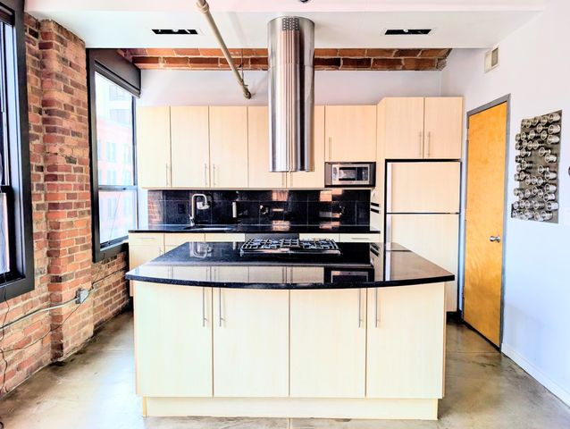 121 Beach St 501, Boston, MA 02111
