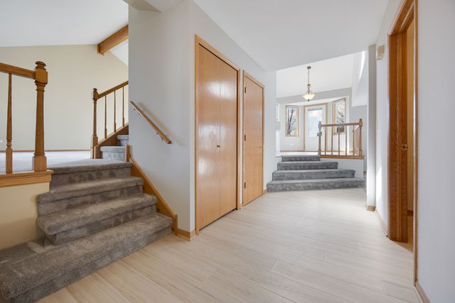 22100 Princeton Circle, Frankfort, IL 60423