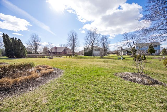 22100 Princeton Circle, Frankfort, IL 60423