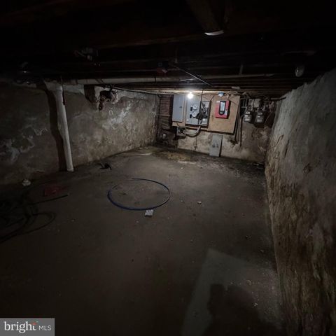 3339 N FRONT ST, Philadelphia, PA 19140