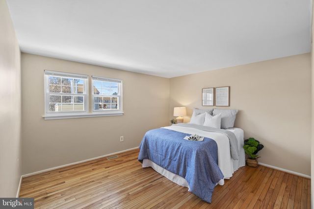 2 WARREN CMN, Cockeysville, MD 21030