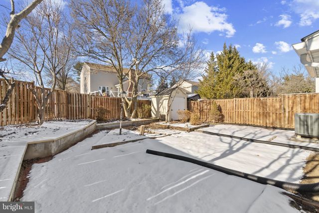 2 WARREN CMN, Cockeysville, MD 21030