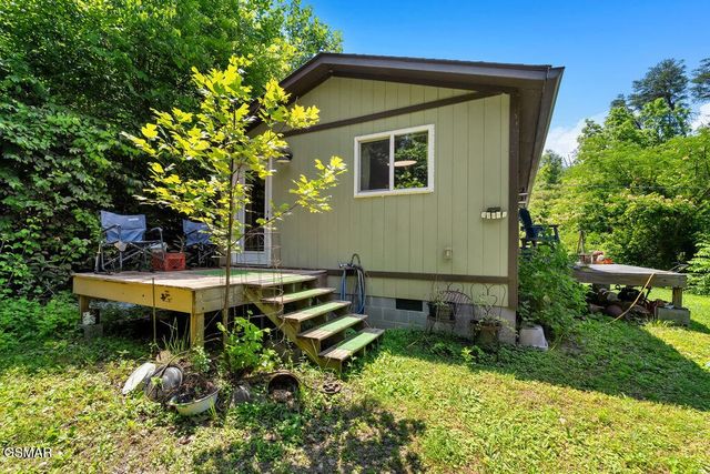 1424 Clabo Hollow Road, Sevierville, TN 37876