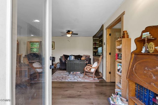 1424 Clabo Hollow Road, Sevierville, TN 37876