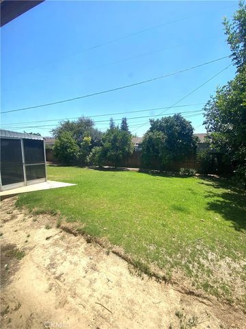 700 E Orangewood, Covina, CA 91723