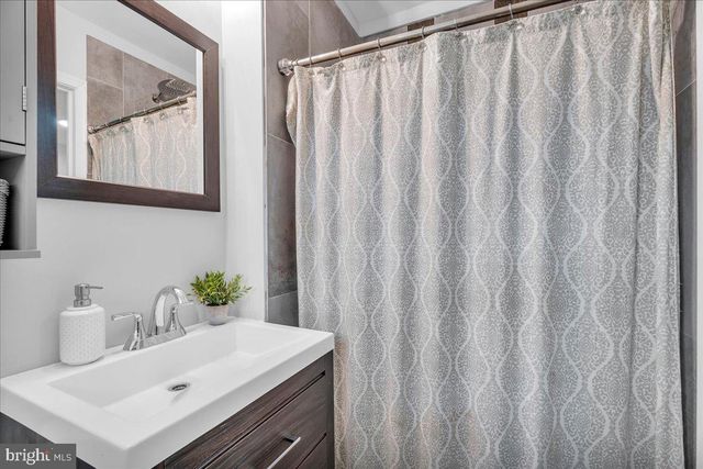 101 ARTHUR AVE, Chesilhurst, NJ 08089