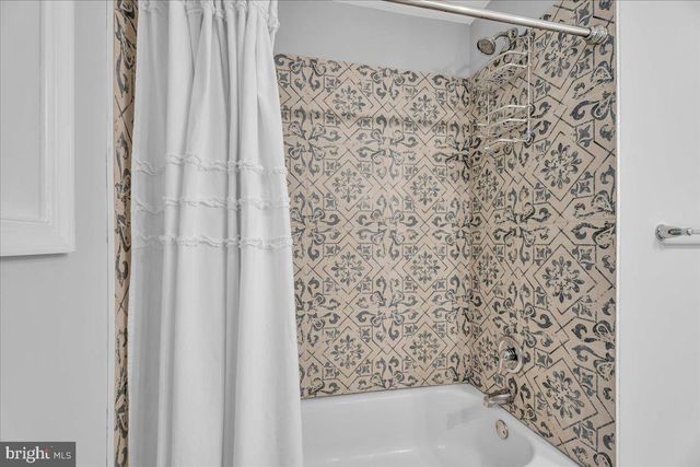 101 ARTHUR AVE, Chesilhurst, NJ 08089