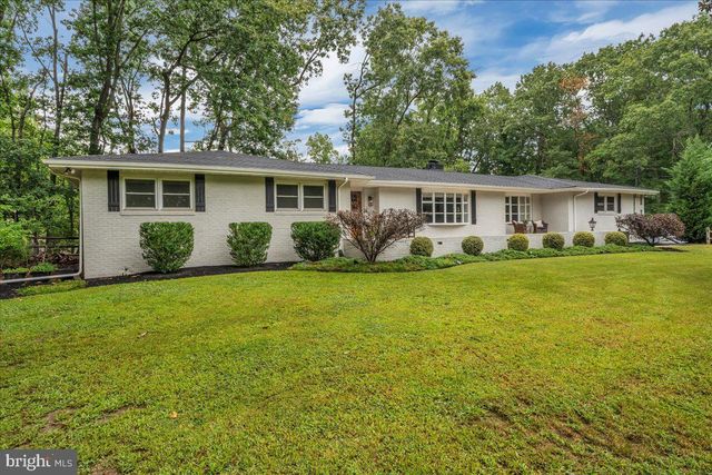 101 ARTHUR AVE, Chesilhurst, NJ 08089