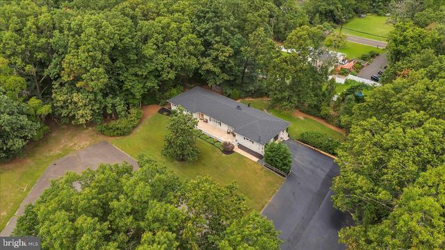 101 ARTHUR AVE, Chesilhurst, NJ 08089