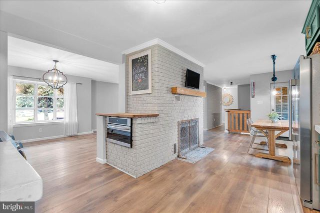 101 ARTHUR AVE, Chesilhurst, NJ 08089