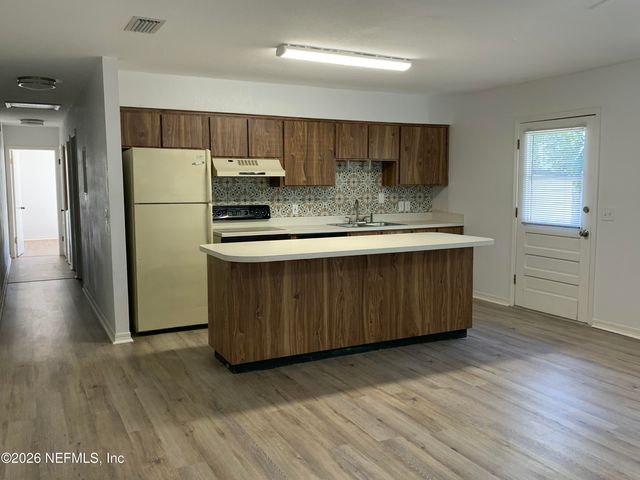 1200 16TH Avenue B, Jacksonville Beach, FL 32250