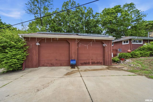 727 OAKWOOD Road, East Peoria, IL 61611