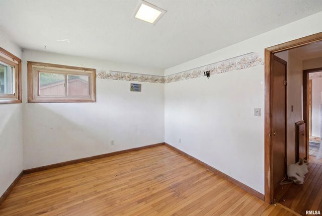 727 OAKWOOD Road, East Peoria, IL 61611