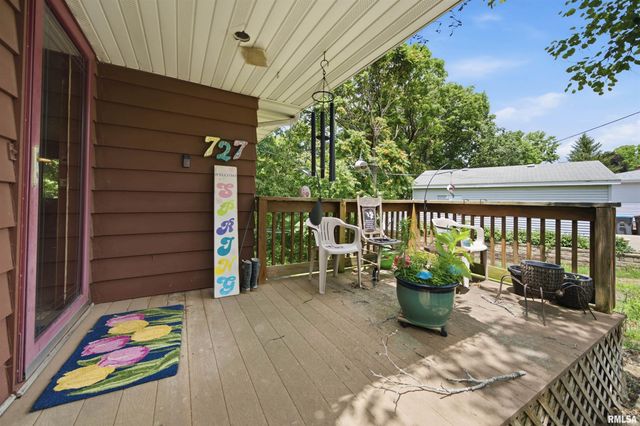 727 OAKWOOD Road, East Peoria, IL 61611
