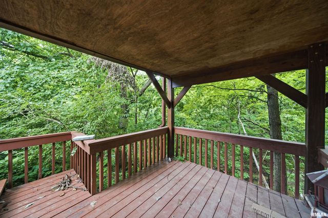 727 OAKWOOD Road, East Peoria, IL 61611