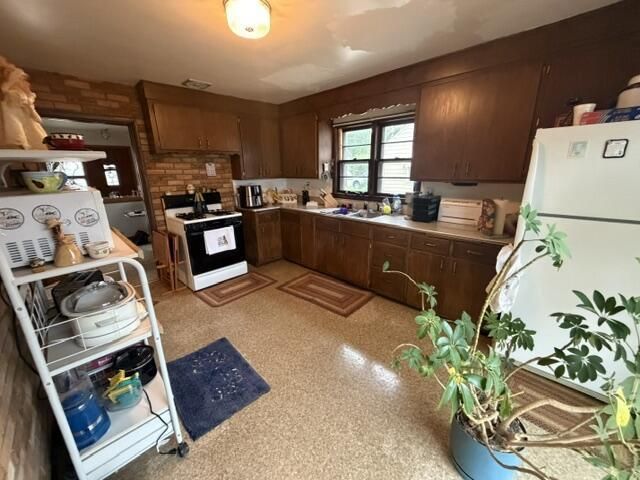 2422 21st STREET, Racine, WI 53403