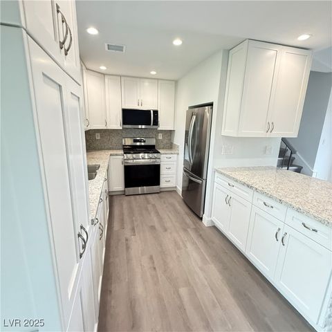 508 Woodcrest Court, Boulder City, NV 89005