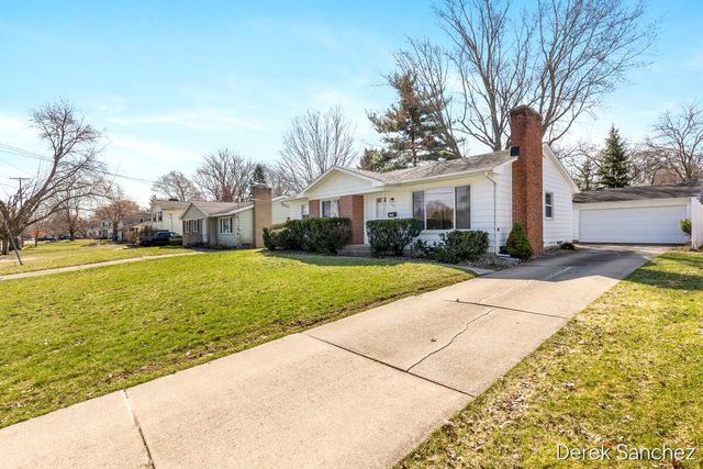 1702 Stilesgate Street, Grand Rapids, MI 49508