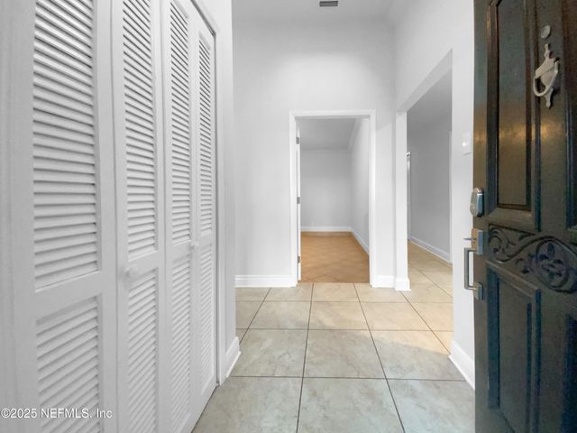 2212 BROAD WATER Court, Jacksonville, FL 32225