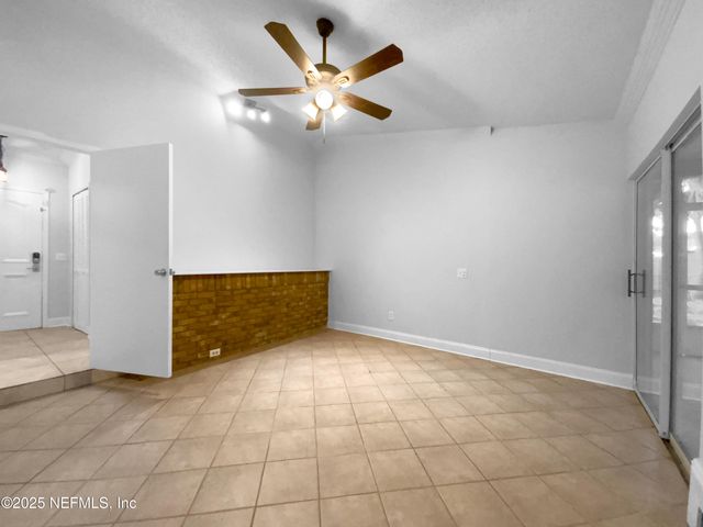 2212 BROAD WATER Court, Jacksonville, FL 32225