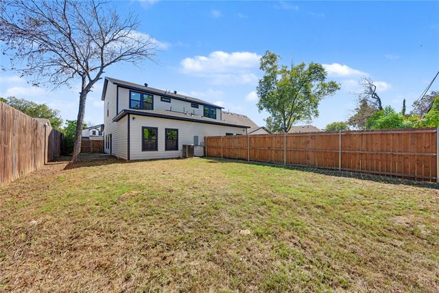 819 Stamps Avenue, Fort Worth, TX 76114