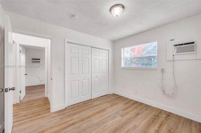 668 NW 31st St 6, Miami, FL 33127