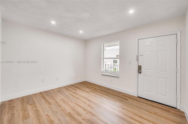 668 NW 31st St 6, Miami, FL 33127