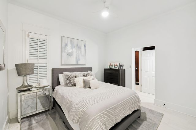 1823 Baytowne Avenue, Miramar Beach, FL 32550