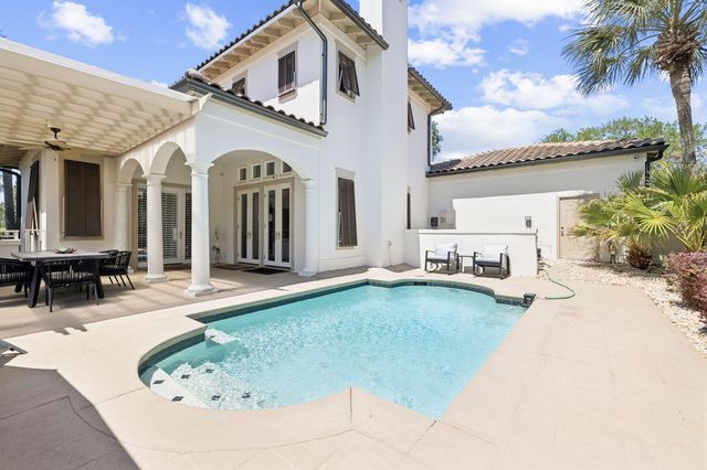 1823 Baytowne Avenue, Miramar Beach, FL 32550