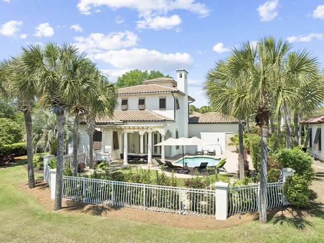 1823 Baytowne Avenue, Miramar Beach, FL 32550