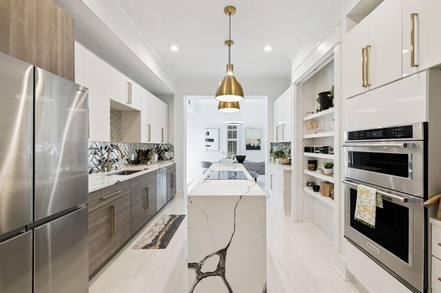 1823 Baytowne Avenue, Miramar Beach, FL 32550