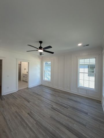 1915 Kerry Street, North Charleston, SC 29406