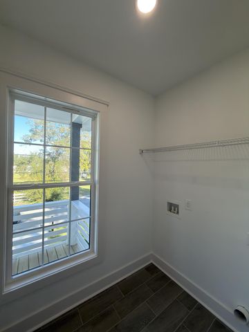 1915 Kerry Street, North Charleston, SC 29406