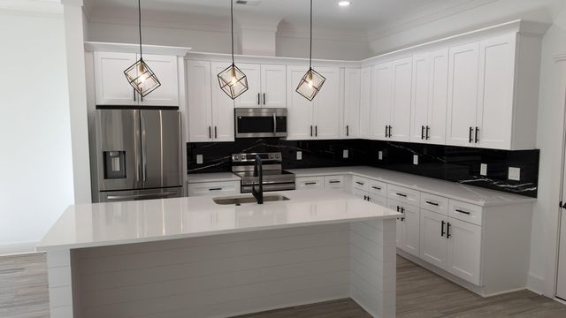 1915 Kerry Street, North Charleston, SC 29406