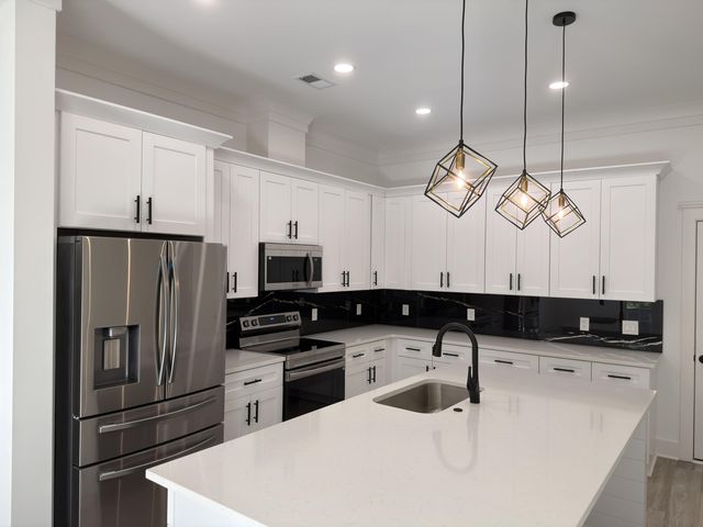 1915 Kerry Street, North Charleston, SC 29406