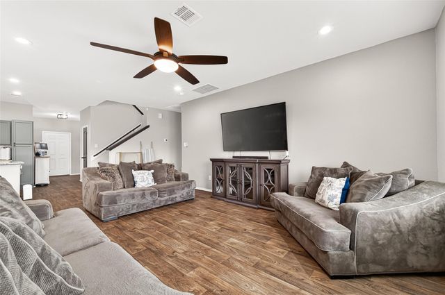 40438 Red Poppy Lane, Magnolia, TX 77354