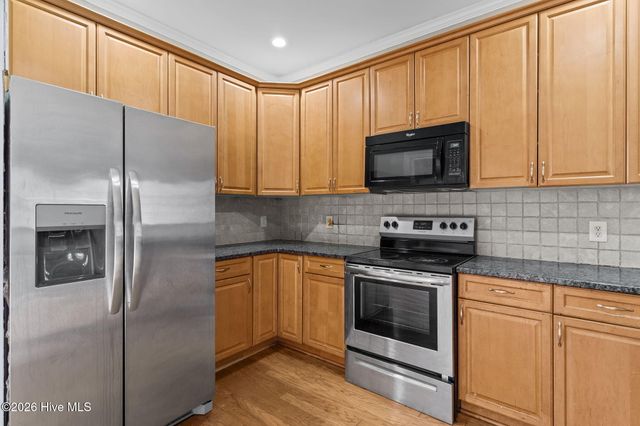 1130 Spring Glen Court, Leland, NC 28451