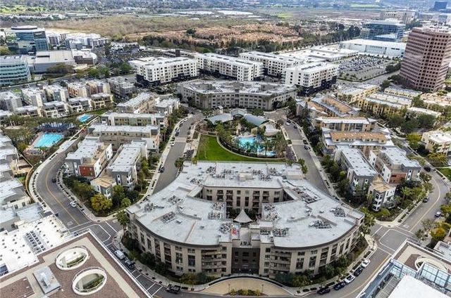 21 Gramercy 220, Irvine, CA 92612