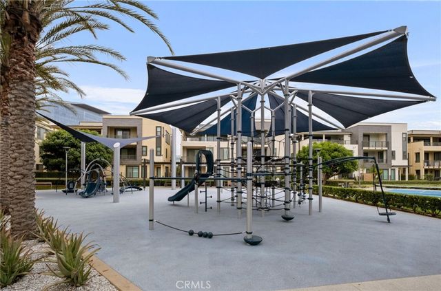 21 Gramercy 220, Irvine, CA 92612